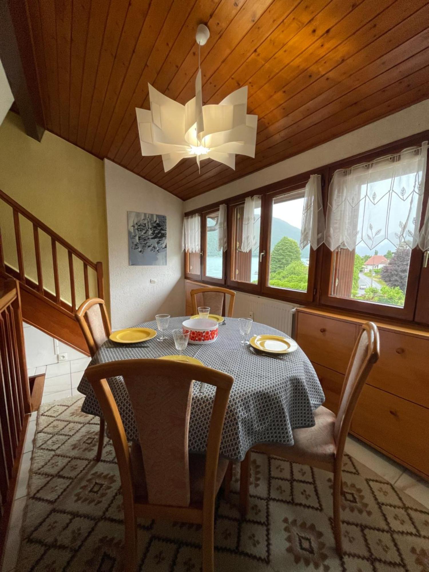 Rare 2 Bedroom With Private Beach On Lake Annecy Doussard Esterno foto